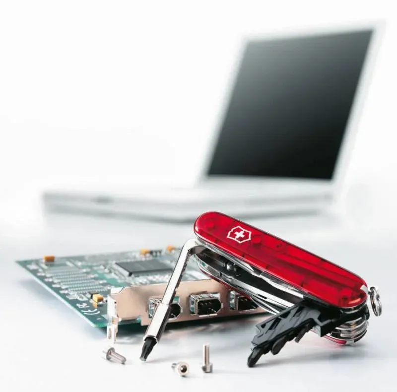 Ножи перочинные VICTORINOX CyberTool M красный - фото 2