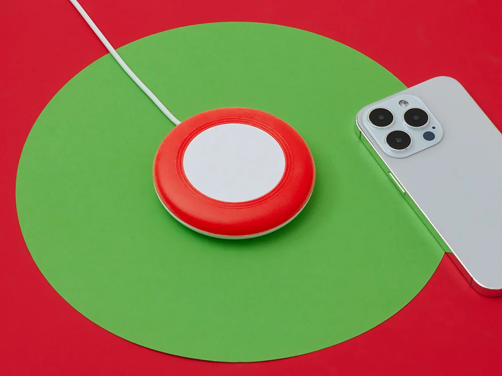 Беспроводное зарядное устройство Disc со встроенным кабелем 2 в 1 - фото 4