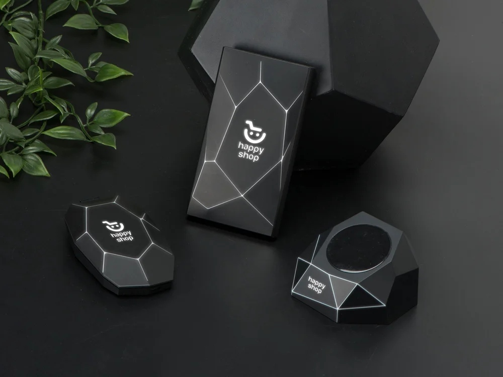 Внешний беспроводной аккумулятор Geo Wireless с подсветкой лого 5000 mAh черный - фото 15