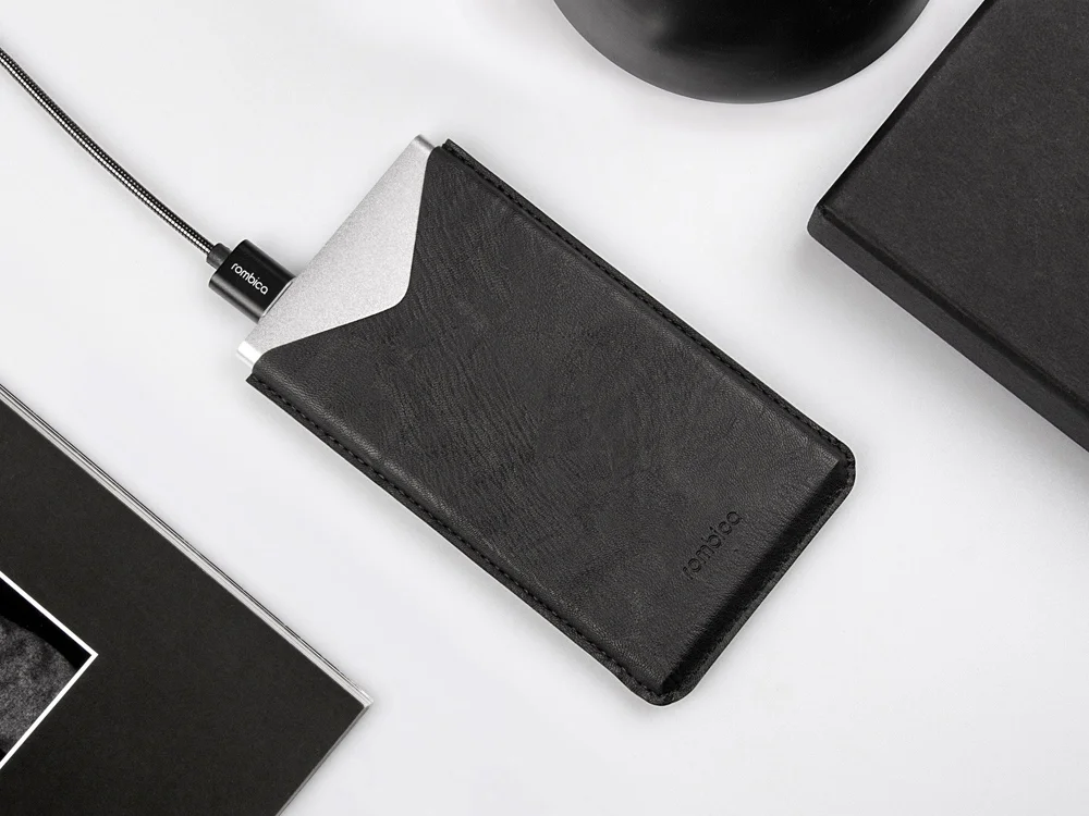 Внешний аккумулятор NEO AX70L 7000 mAh серебристый - фото 7