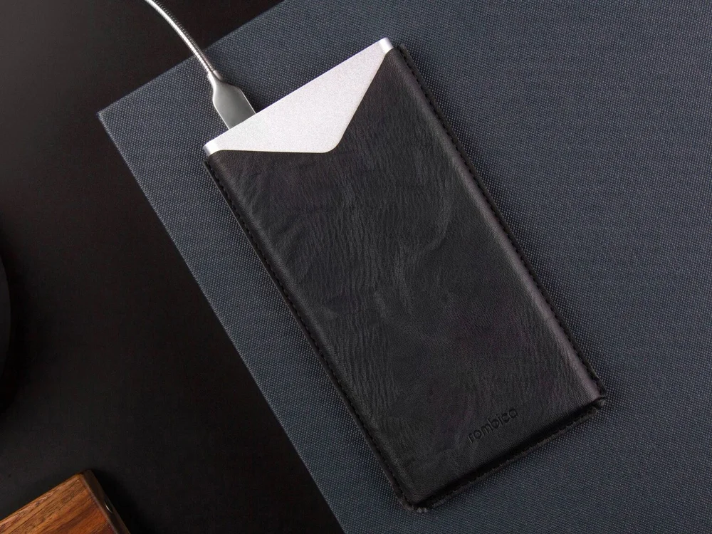 Внешний аккумулятор NEO AX100L 10000 mAh серебристый - фото 6
