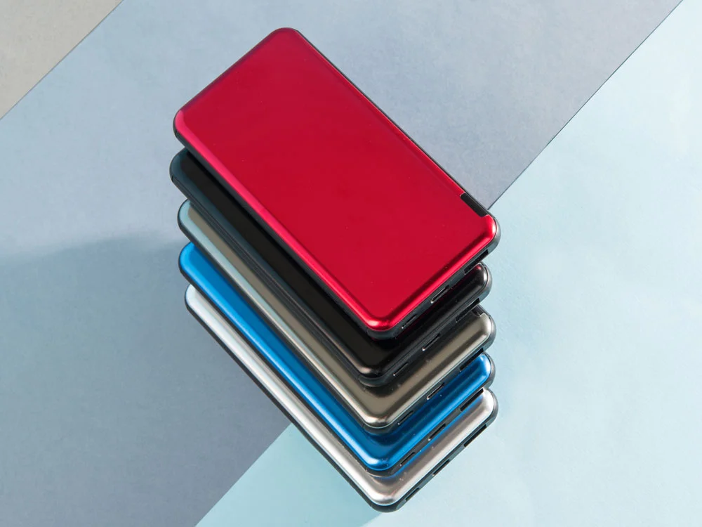 Внешний аккумулятор Forge v.2 10000 mAh красный - фото 11