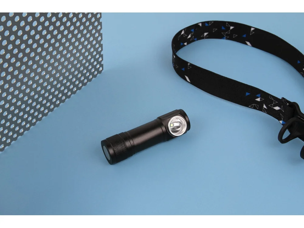 Фонарь LED Z9 черный - фото 11