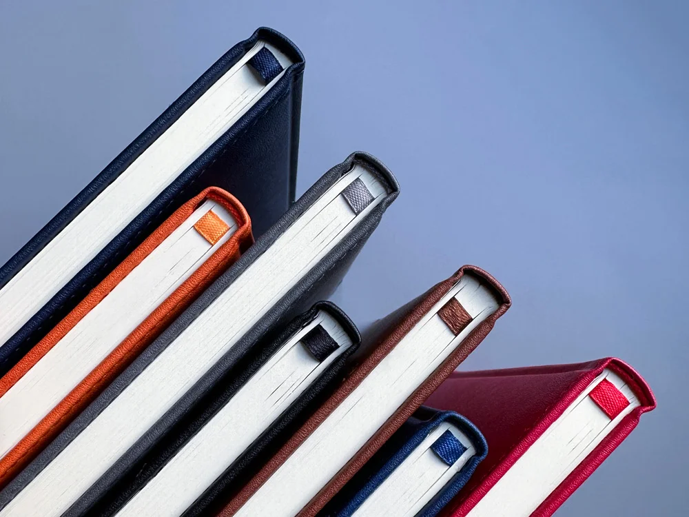 Ежедневник недатированный А5 Classic графитовый серый - фото 7