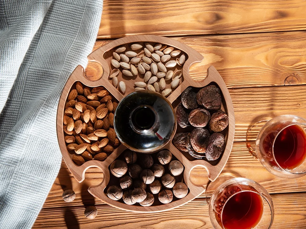 Деревянный столик на складных ножках Outside party коричневый - фото 10