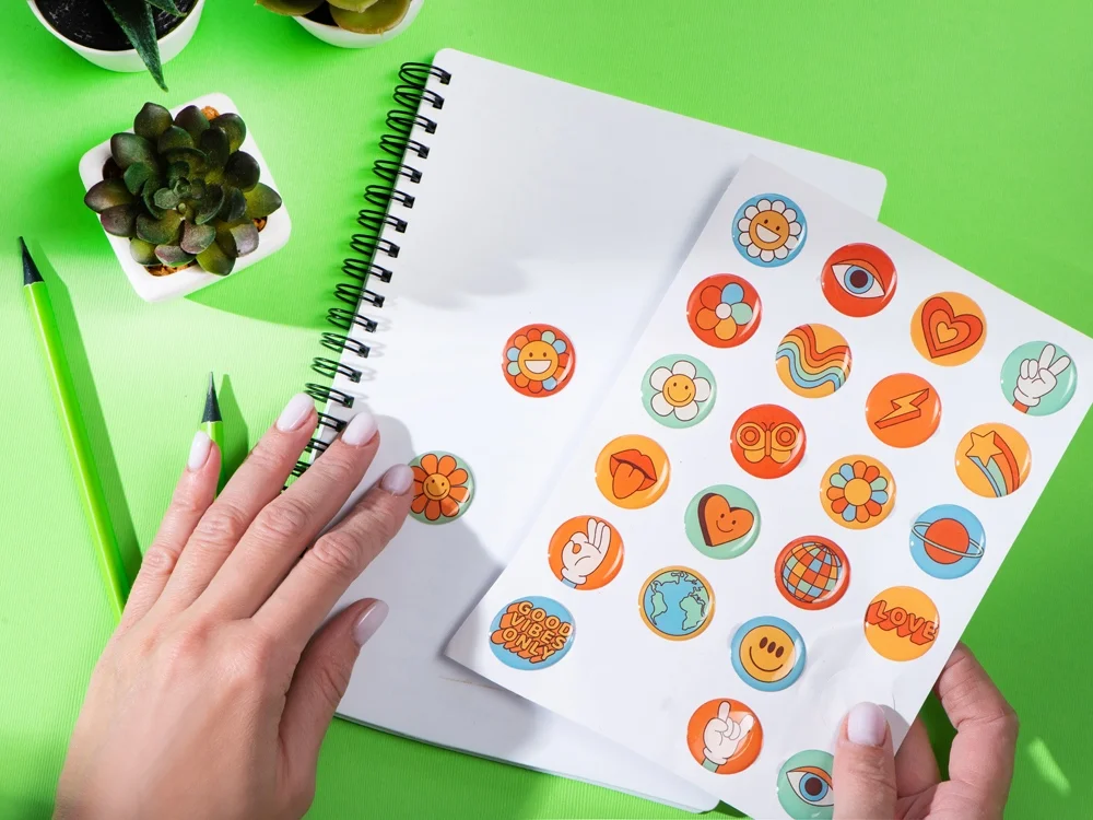 Сет объемных стикеров из эпоксидной смолы белый А5 - фото 3