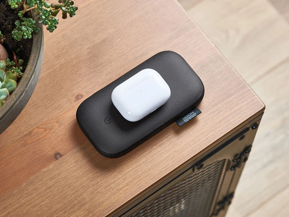 Внешний аккумулятор с беспроводной колонкой Powersound черный - фото 12