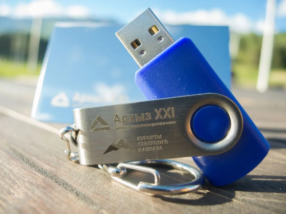 Флешка Twist синяя 8 Гб - фото 5