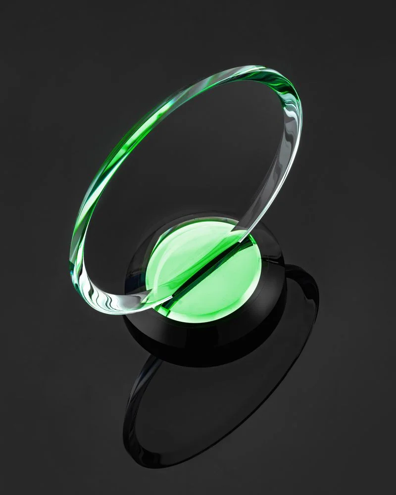 Награда Neon Emerald в подарочной коробке - фото 2