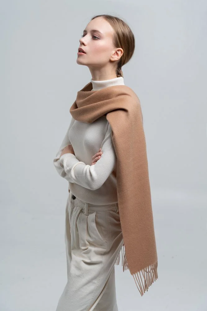 Шарф Graceful, бежевый - фото 11