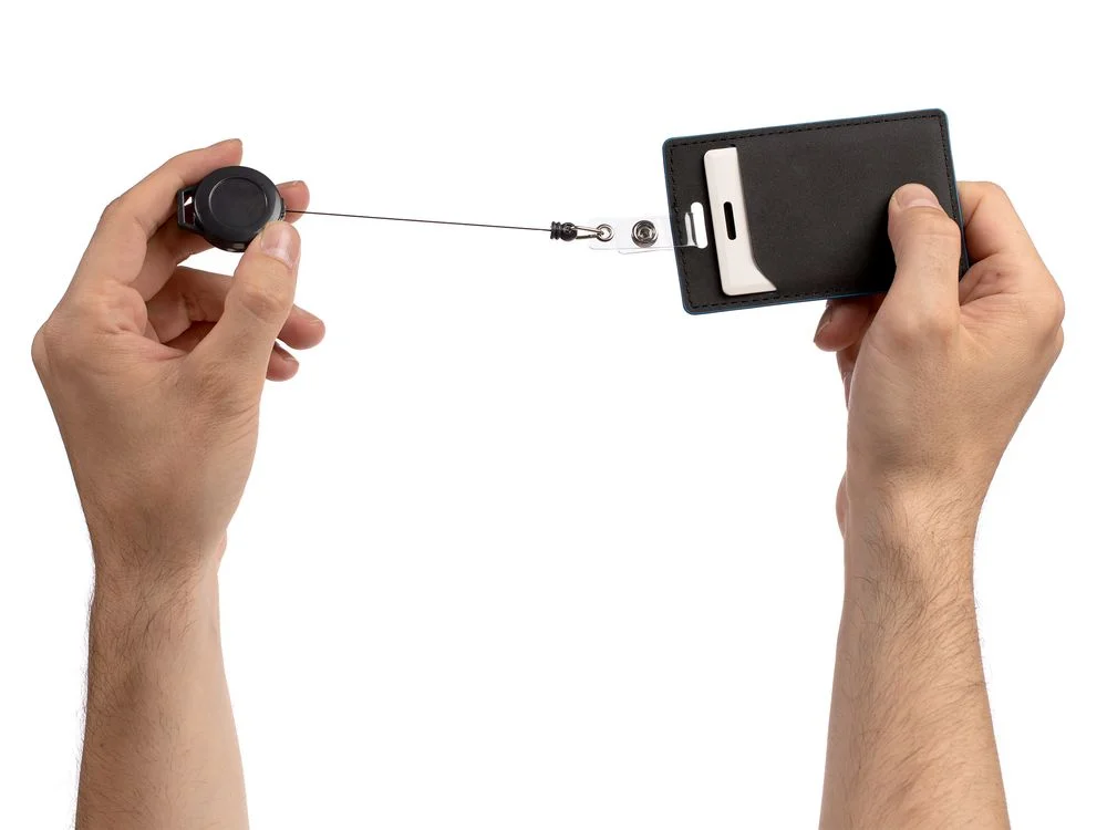 Ретрактор Attach New с ушком под ленту, черный - фото 5