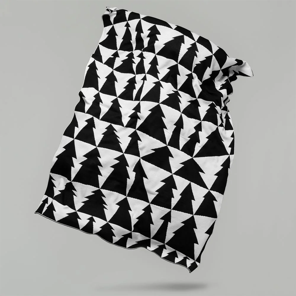 Плед «Танцующий лес», белый с черным - фото 7