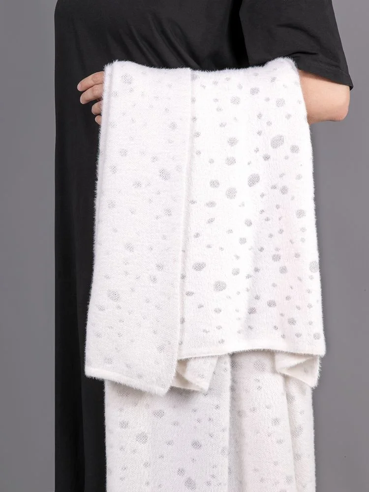 Плед Snowspot Fluffy белый с люрексом - фото 4