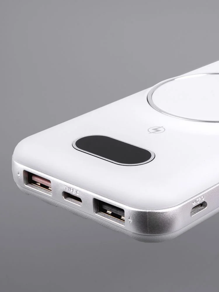 Внешний аккумулятор Omni Pro 10000 мАч белый - фото 8