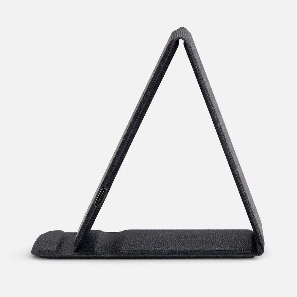 Подставка для смартфона с беспроводной зарядкой Kickstand серая - фото 5