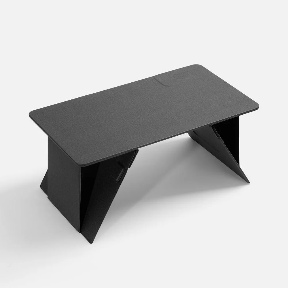Складной стол для ноутбука с беспроводной зарядкой Kickstand Table серый - фото 2