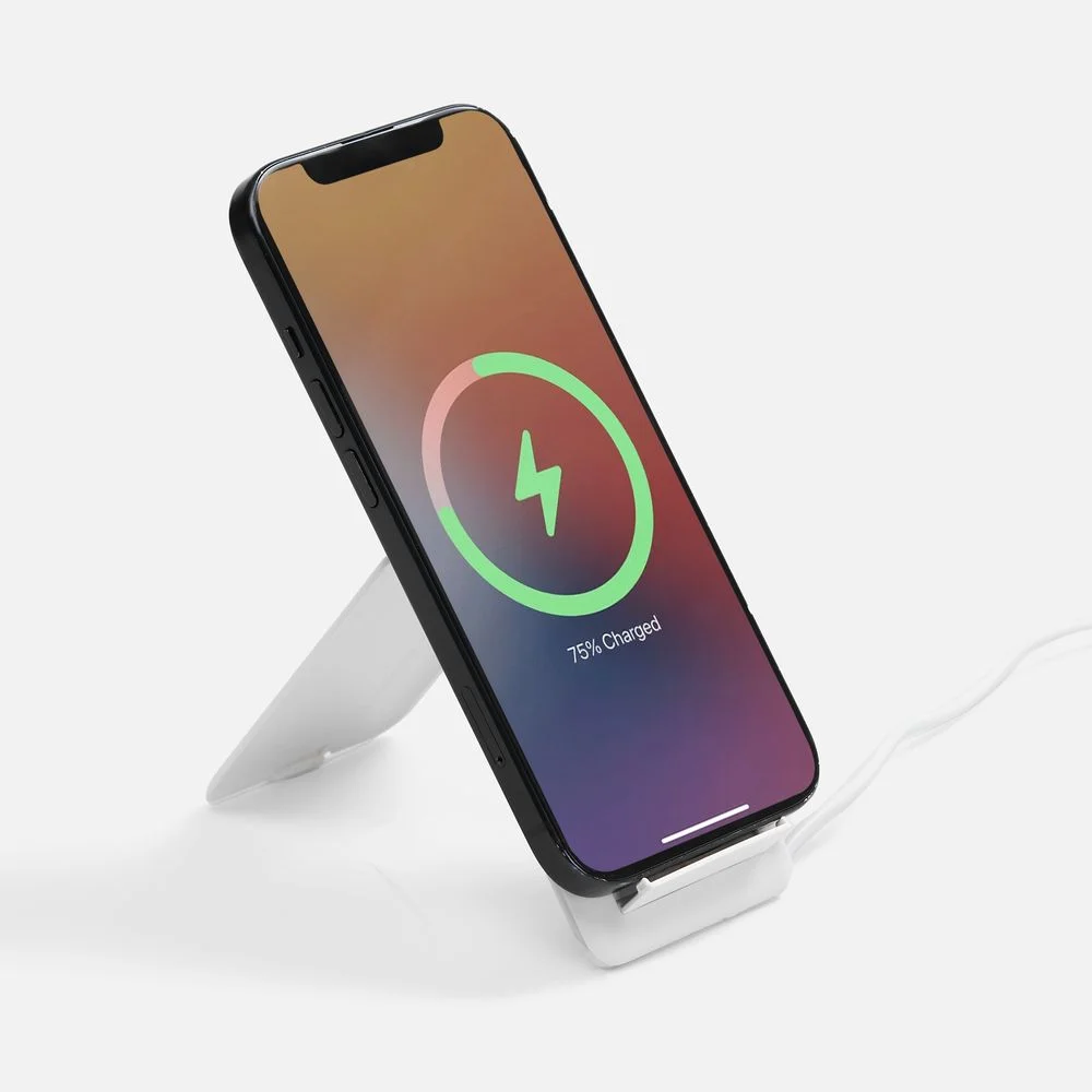 Органайзер с беспроводной зарядкой и набором адаптеров Octopod белый - фото 3