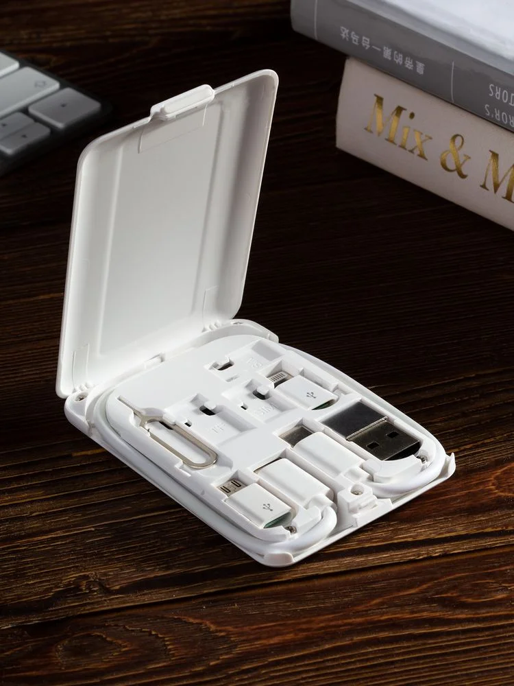 Органайзер с беспроводной зарядкой и набором адаптеров Octopod белый - фото 8