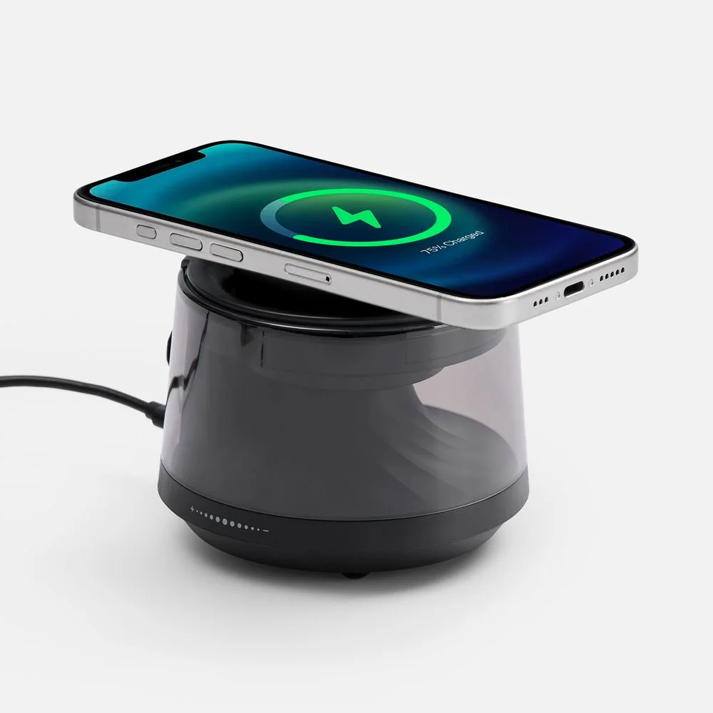 Bluetooth-колонка с подсветкой и беспроводной зарядкой Quantium черная - фото 2