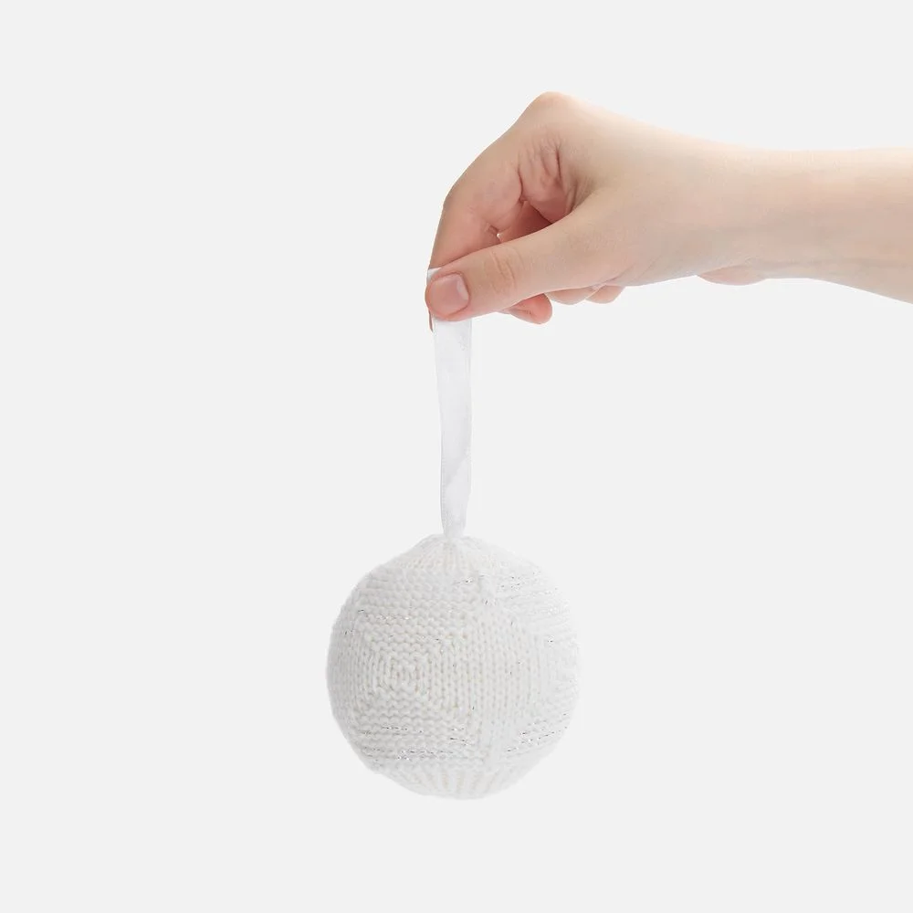 Вязаный шарик «Зимний шарм» - фото 2