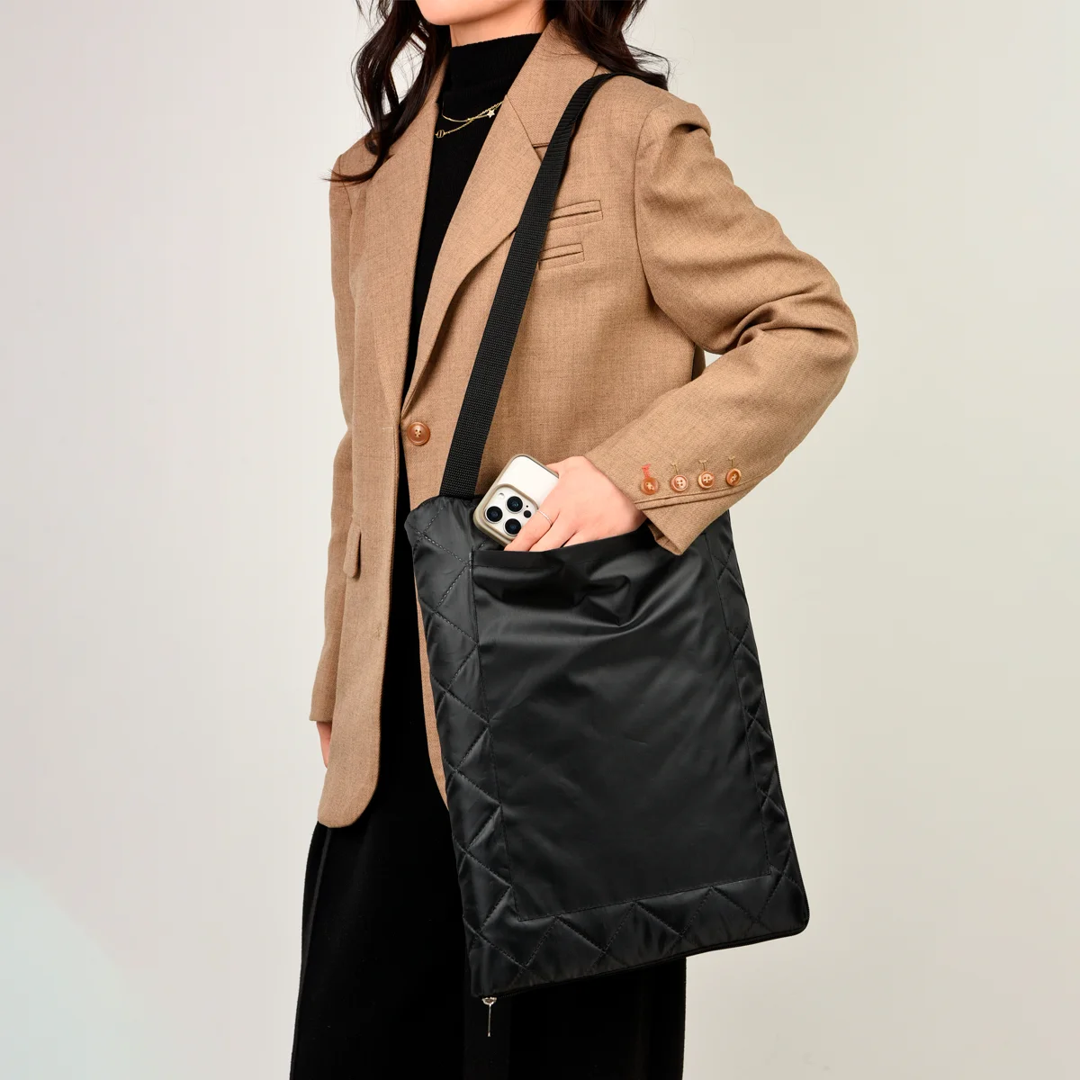 Плед-сумка WEEKEND черный - фото 3