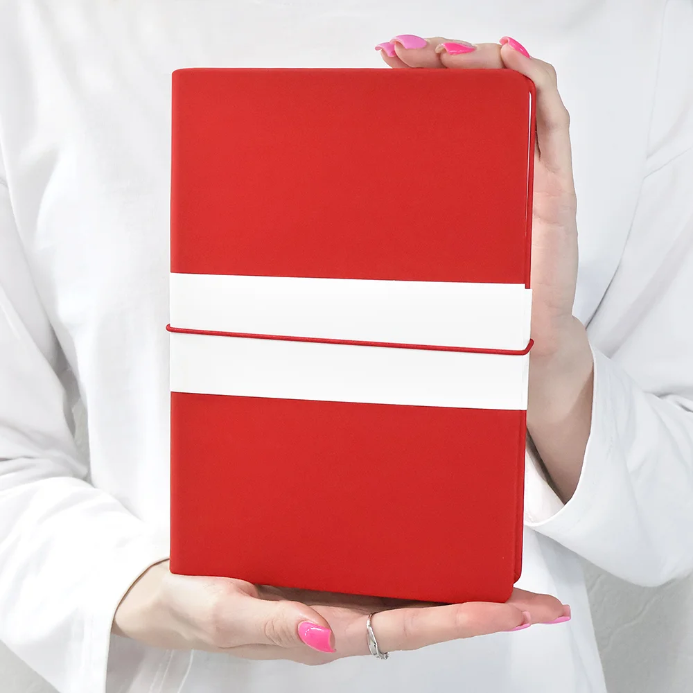 Блокнот A5 Veles в твёрдом переплёте красный - фото 5