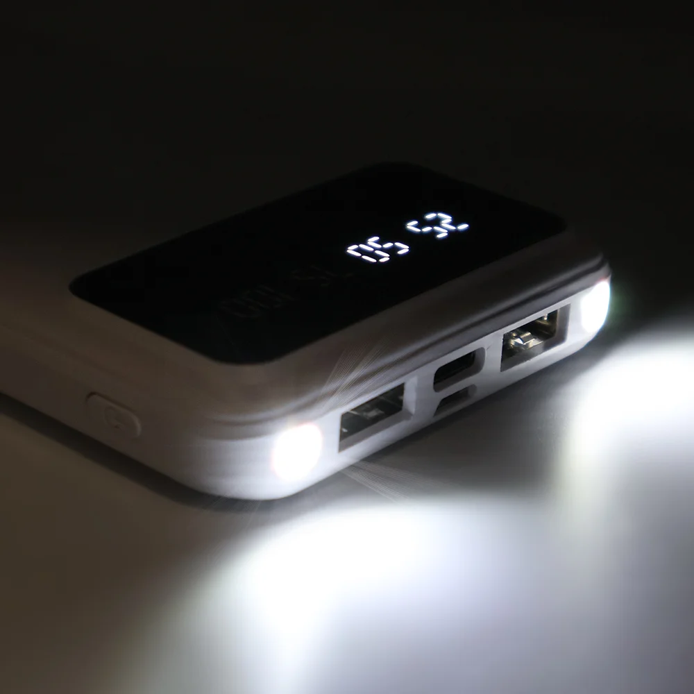 Внешний аккумулятор Dorado 10 000 mAh с фонариком белый - фото 4