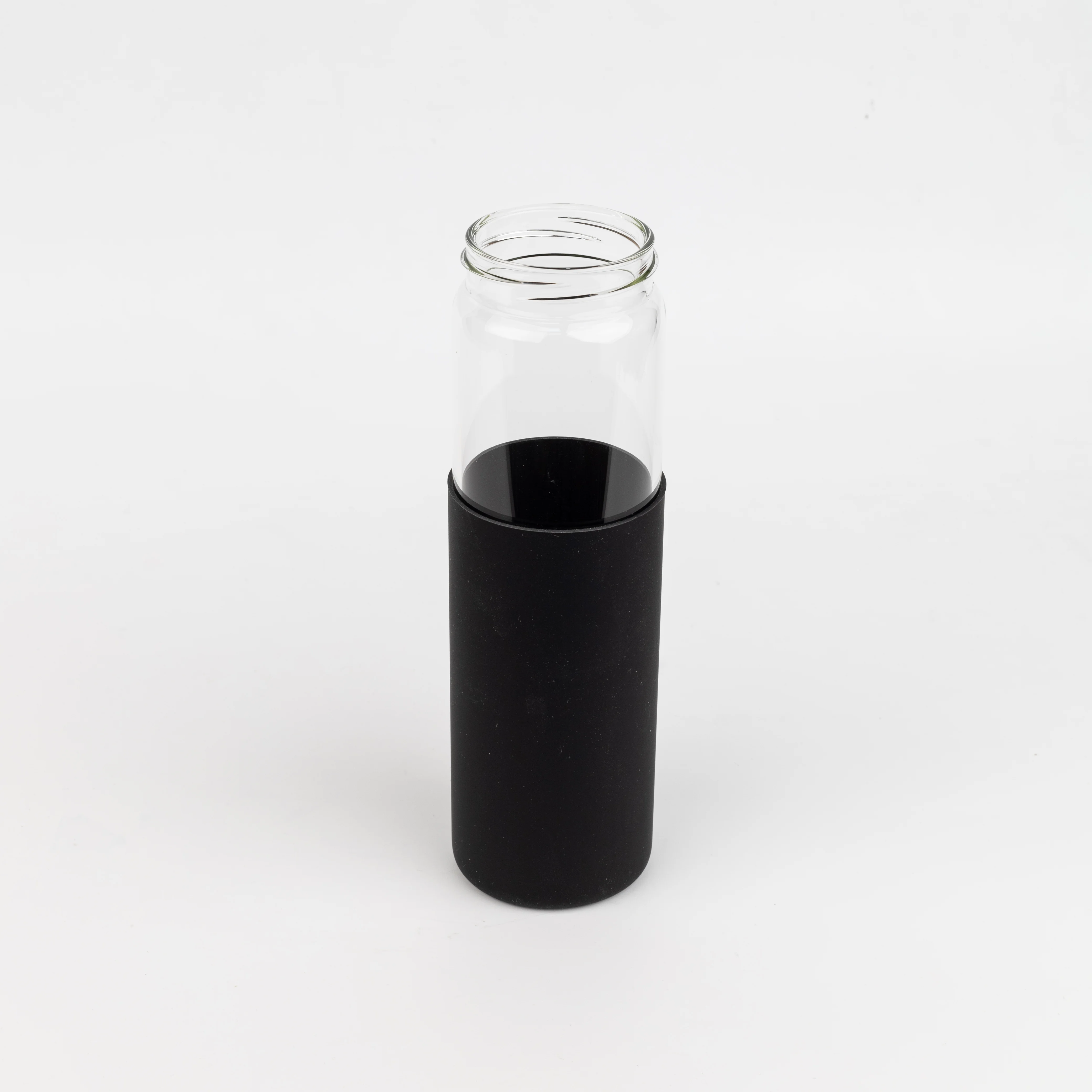 Бутылка стеклянная с силиконовой манжетой и бамбуковой крышкой Glass черная 500 мл - фото 4
