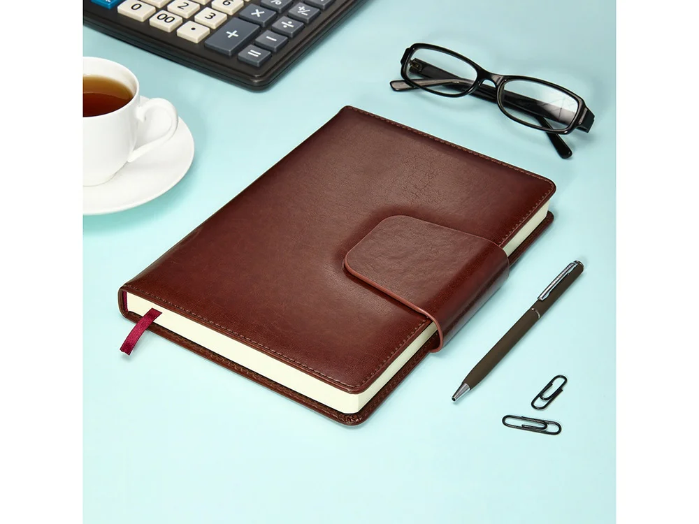 Ежедневник недатированный А5 Prestige коричневый - фото 6