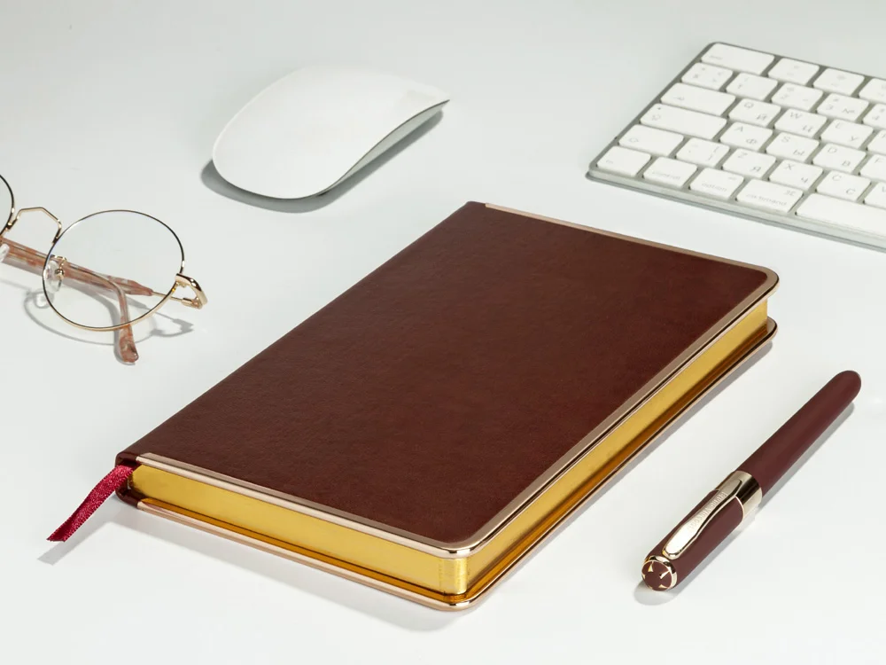 Ежедневник недатированный А5 Chelsea коричневый/золотистый - фото 5