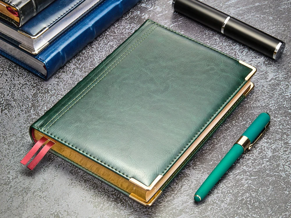 Ежедневник полудатированный А5 Boss зеленый A5 - фото 13