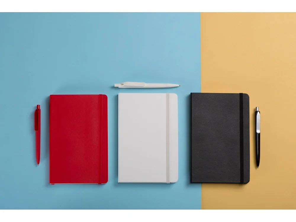 Подарочный набор Moleskine Indiana с блокнотом А5 Soft и ручкой черный - фото 6